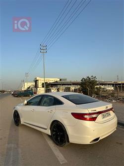 هيونداي أزيرا